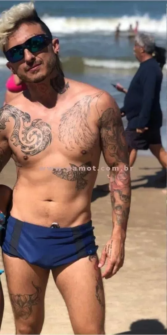 Jonathan Massagista Erótico
